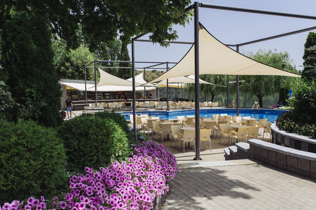 Romantique Veles Hotel ภายนอก รูปภาพ