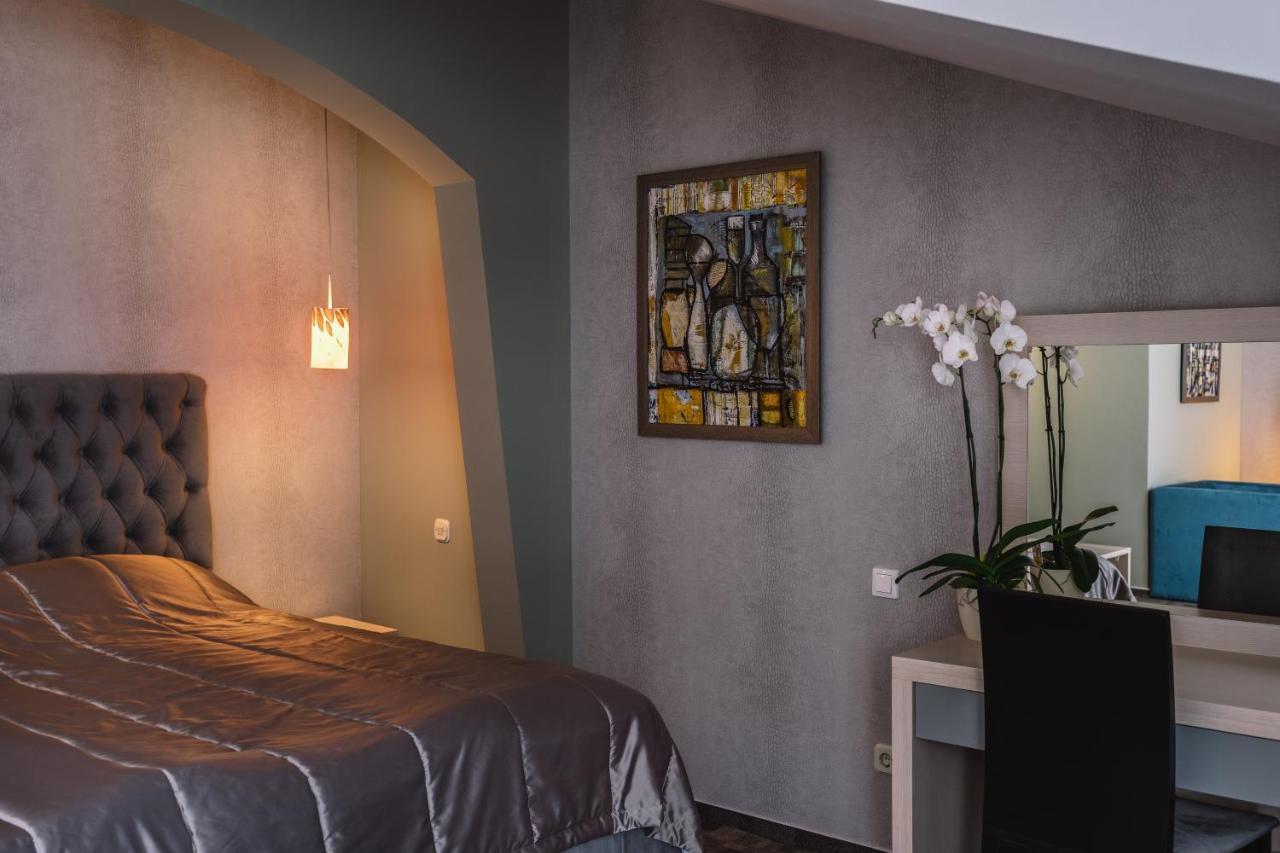 Romantique Veles Hotel ภายนอก รูปภาพ