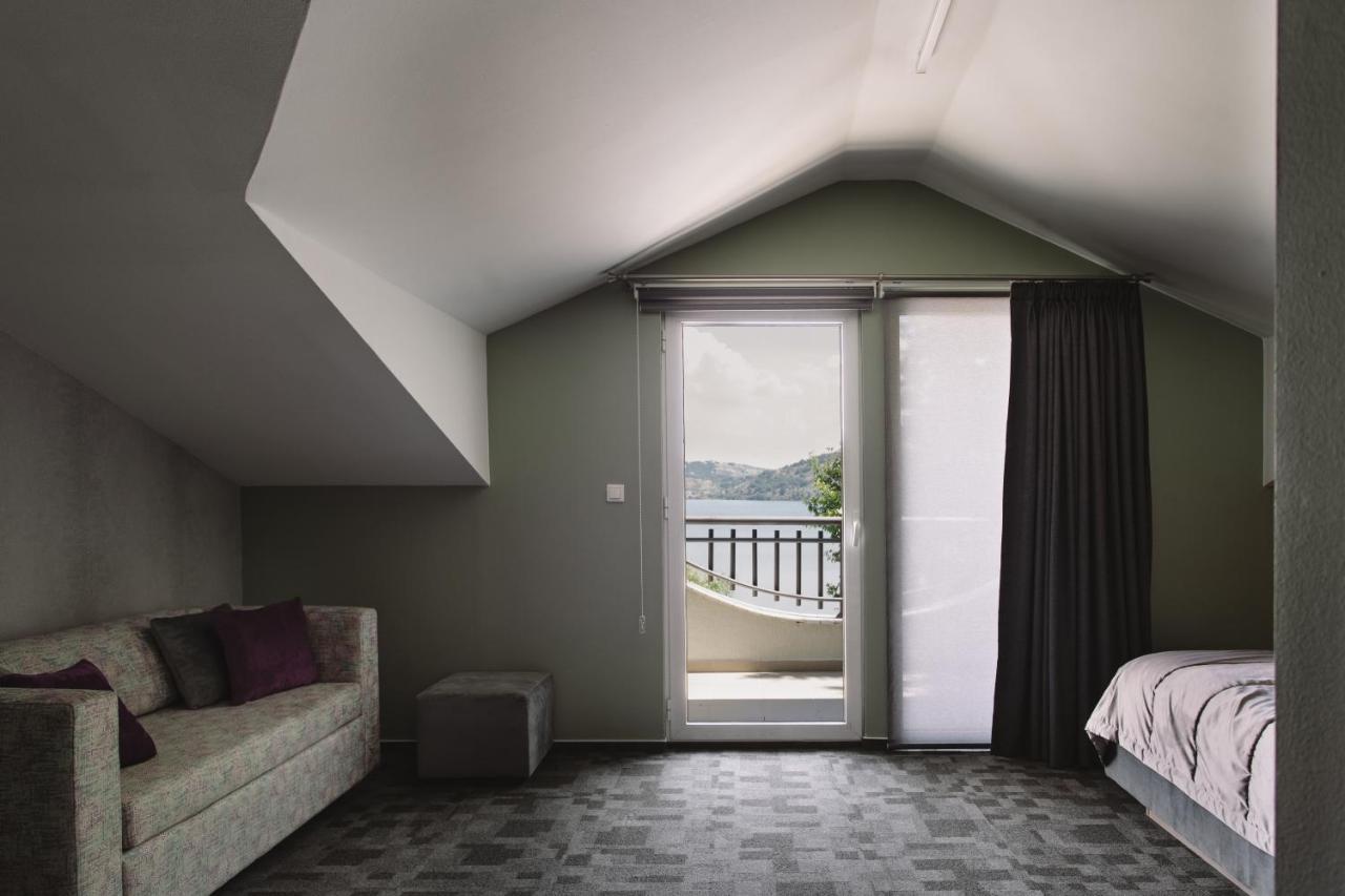 Romantique Veles Hotel ภายนอก รูปภาพ