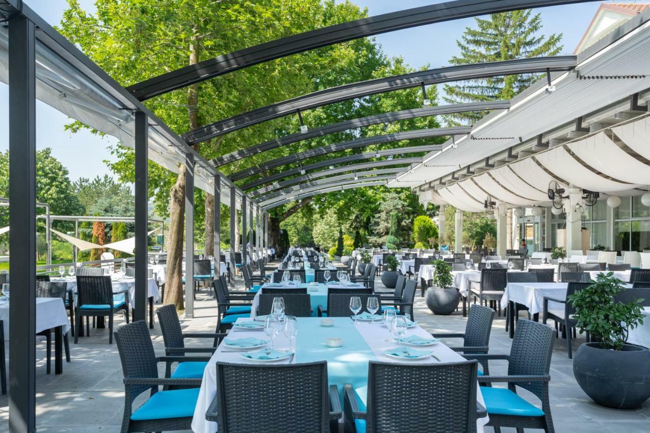Romantique Veles Hotel ภายนอก รูปภาพ