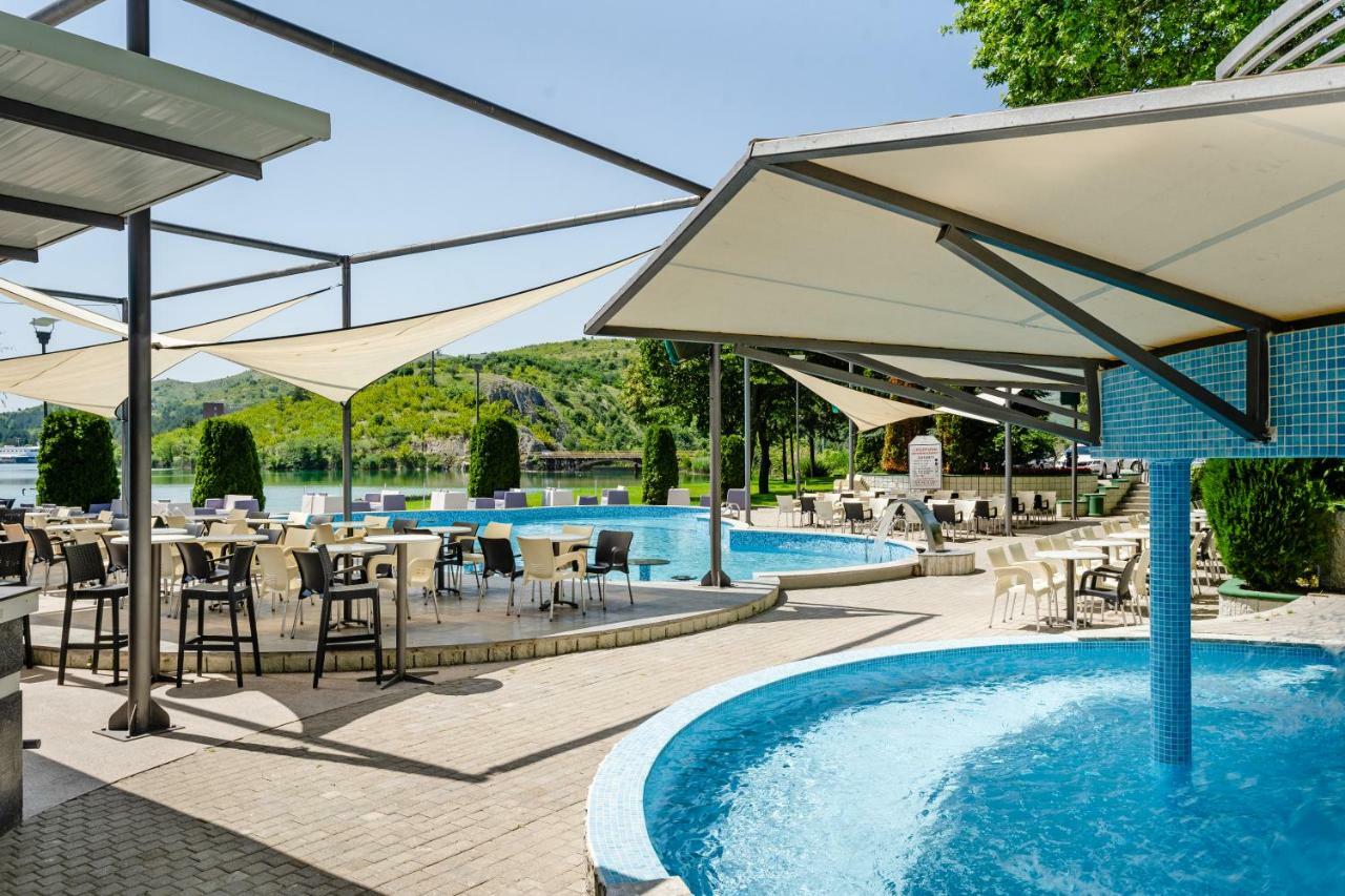 Romantique Veles Hotel ภายนอก รูปภาพ